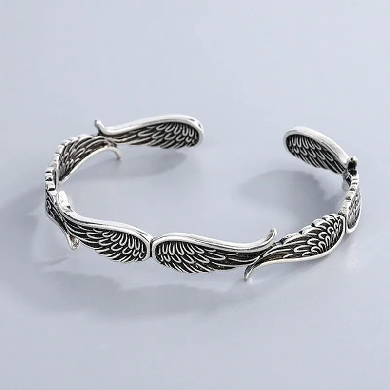 Bracelet tendance avec ailes d'ange