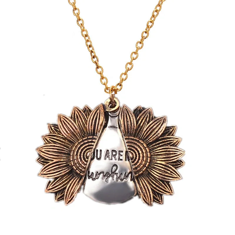 🔥🌞Collier tournesol « You Are My Sunshine »🌻(gravure recto-verso)