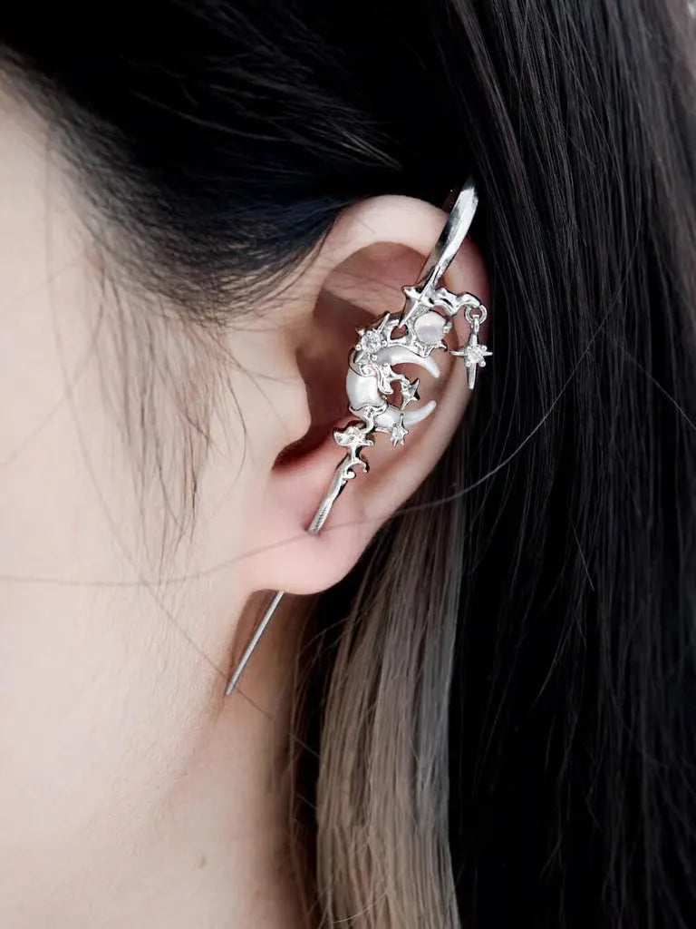 🌙 Mythe de la Lune – Boucles d’oreilles à crochet avec aiguille